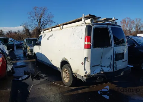 2003 Chevrolet Express из США, поврежденный, VIN 1GCGG29V131236935